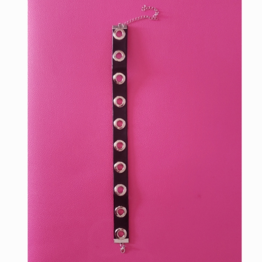 FREE WITH PURCHASE Grommet Choker